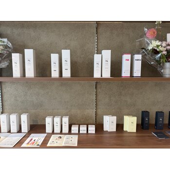 N.取り扱いしています【加藤】 | ALIA（アリア）小豆餅店 Life with hairstyles "体験"を豊かに彩る美容室 - 全席半個室×マンツーマン施術 浜松市中央区小豆餅 アイラッシュ（待マツク・まつパー）・ネイルも展開