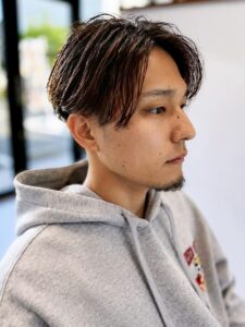 ヘアスタイルカタログ - ALIA（アリア）小豆餅店 Life with hairstyles "体験"を豊かに彩る美容室 - 全席半個室×マンツーマン施術 浜松市中央区小豆餅 アイラッシュ（待マツク・まつパー）・ネイルも展開