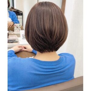 丸みショートボブ【加藤】 | ALIA（アリア）小豆餅店 Life with hairstyles "体験"を豊かに彩る美容室 - 全席半個室×マンツーマン施術 浜松市中央区小豆餅 アイラッシュ（待マツク・まつパー）・ネイルも展開