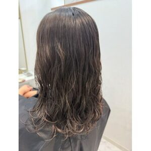 どの長さでも可愛いパーマスタイル | ALIA（アリア）小豆餅店 Life with hairstyles "体験"を豊かに彩る美容室 - 全席半個室×マンツーマン施術 浜松市中央区小豆餅 アイラッシュ（待マツク・まつパー）・ネイルも展開